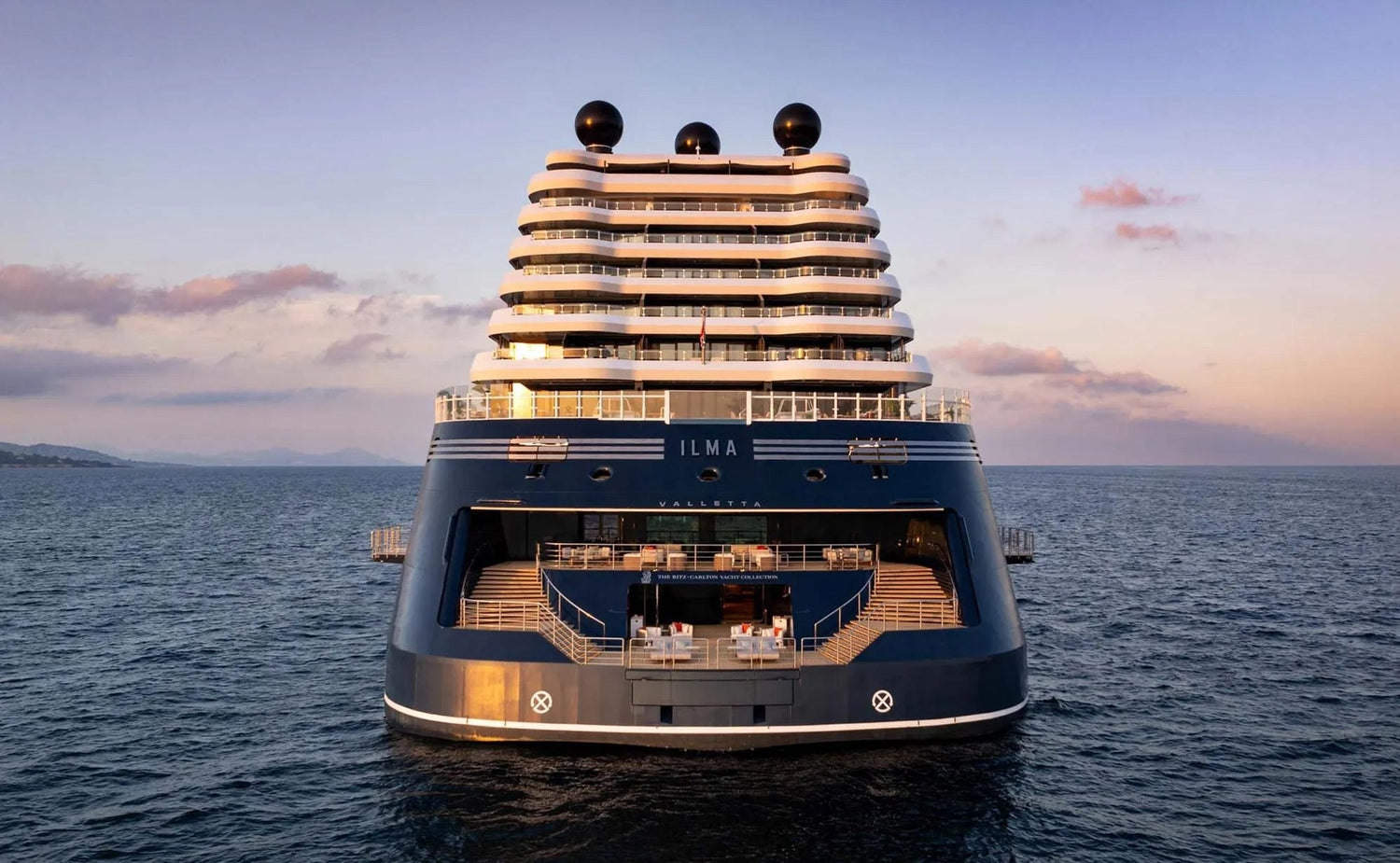 MEGAYACHTS 120 Ft and Up