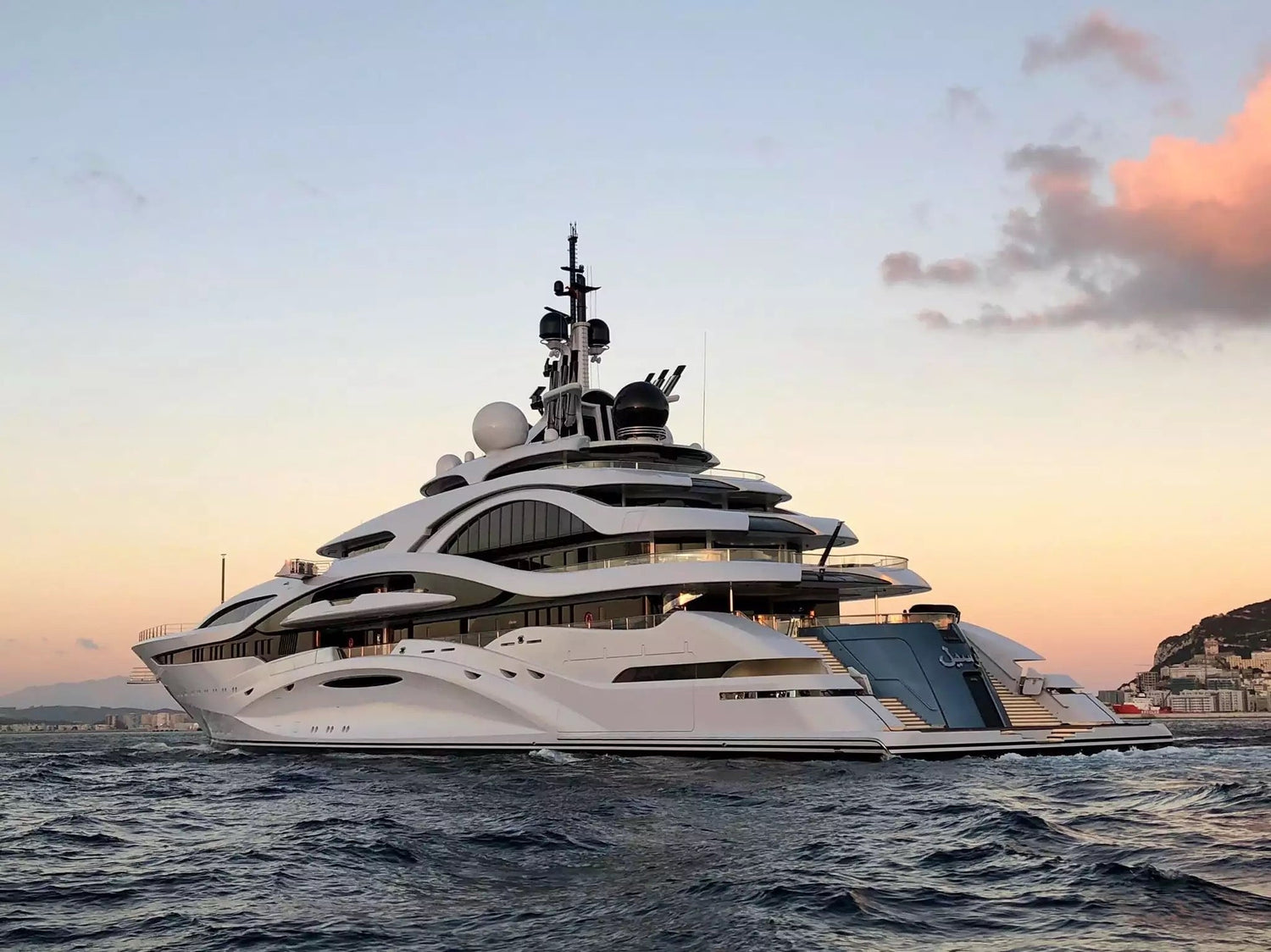 MOTOR YACHTS