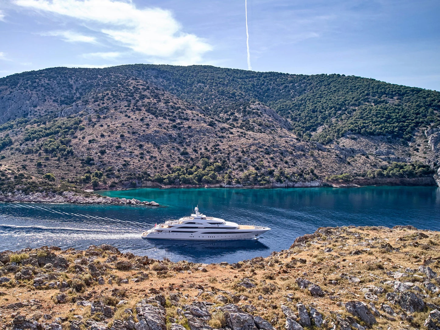 O'PTASIA Golden Yachts 85m/279' Superyacht